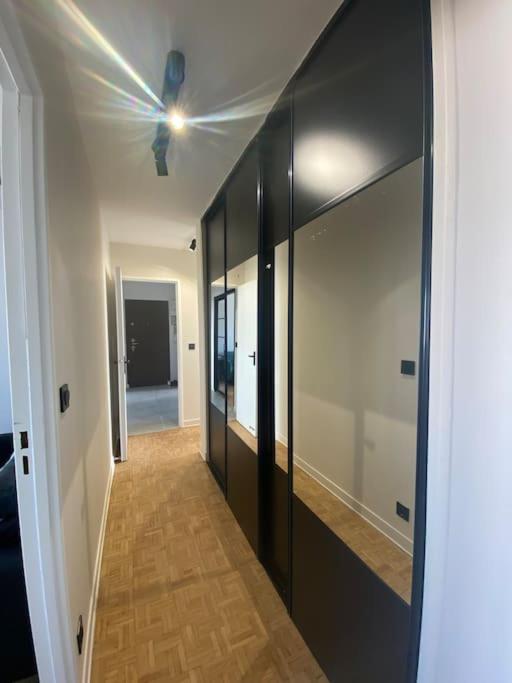 Magnifique Appartement Neuilly Sur Marne Entre Paris Et Disneyland Exterior photo