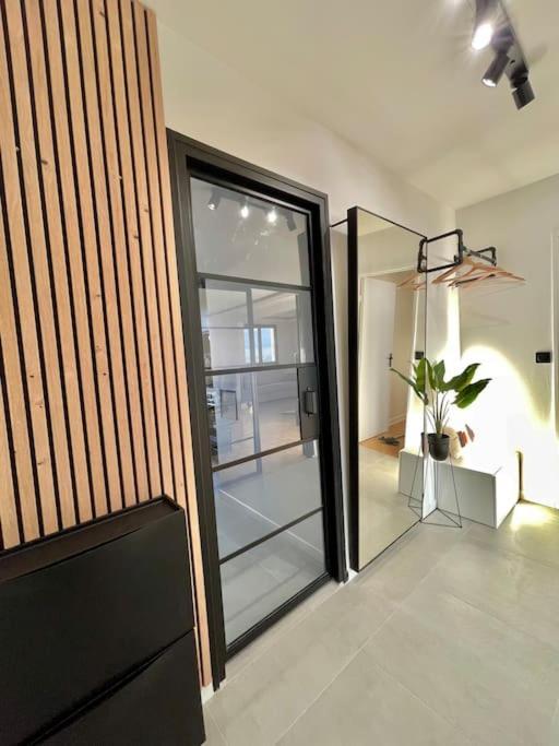 Magnifique Appartement Neuilly Sur Marne Entre Paris Et Disneyland Exterior photo