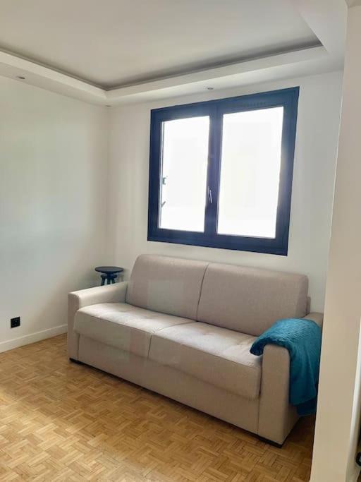 Magnifique Appartement Neuilly Sur Marne Entre Paris Et Disneyland Exterior photo